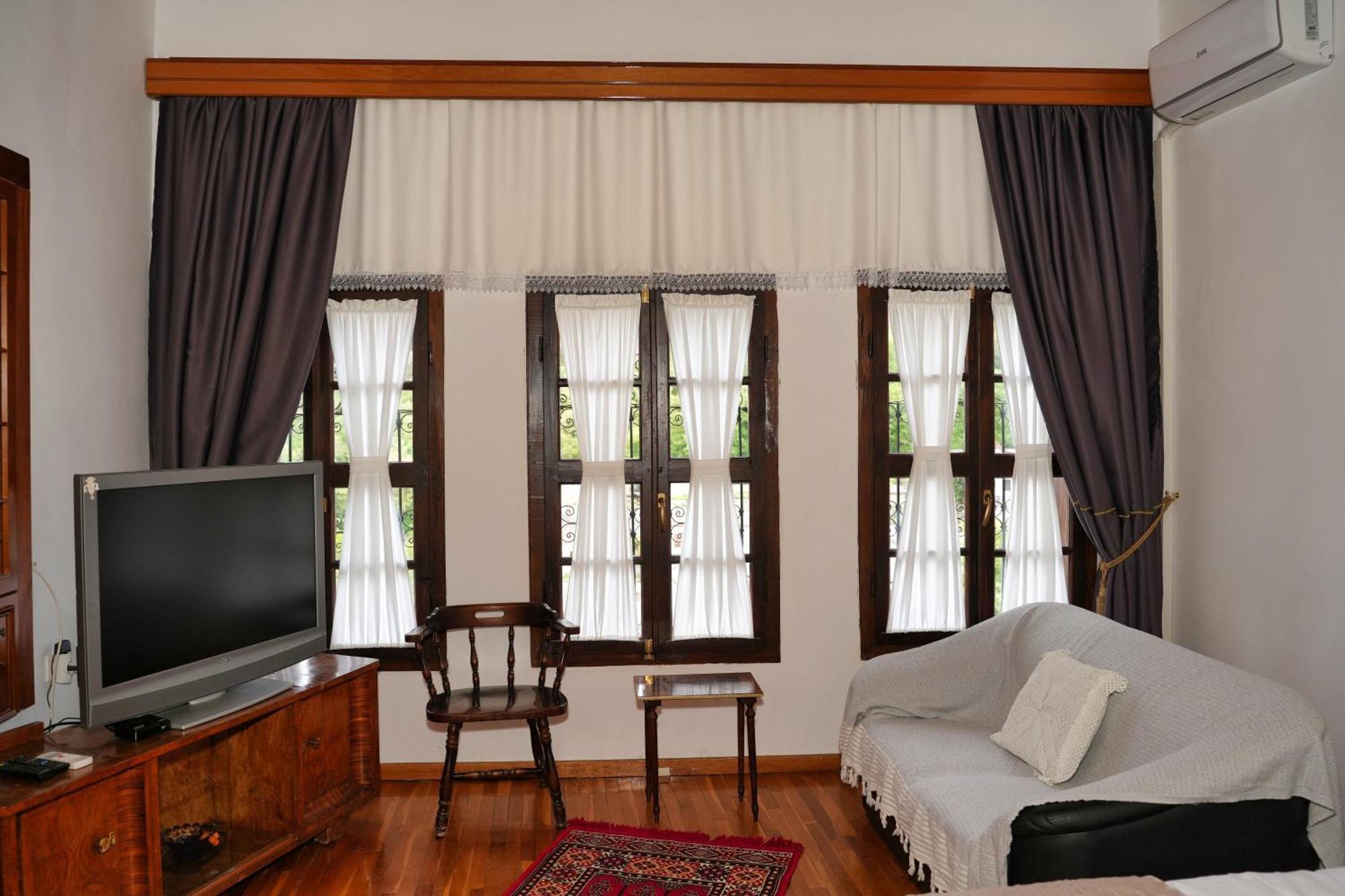 Emblematic House Apartment 2 Gjirokastër Екстериор снимка